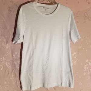 Basic Tee NWOT